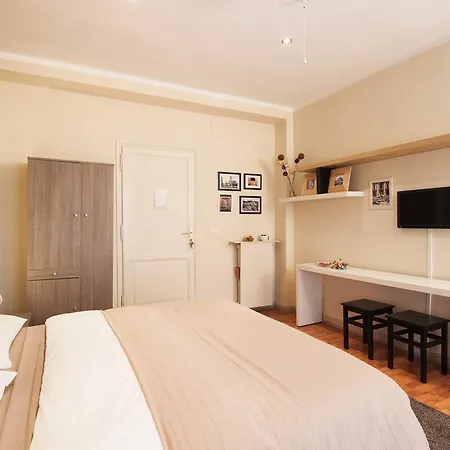 Cultroma Bed & Breakfast Roma